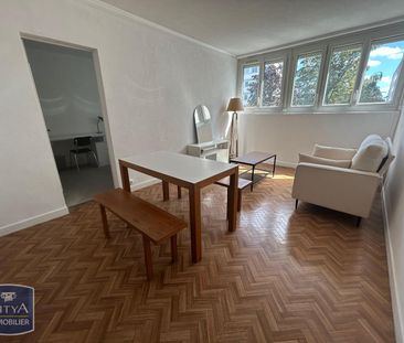 Location Appartement 4 pièces 66m² LE MANS 72000 - Photo 2