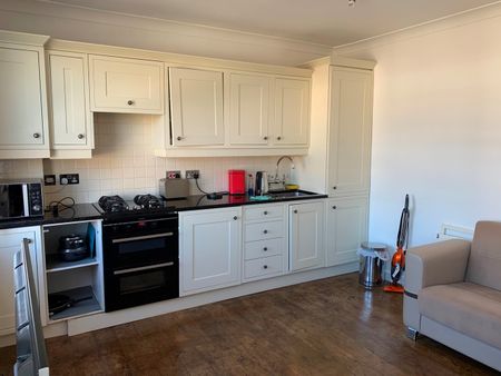 1 Bed Flat, Southgate Road, N1 - Photo 3