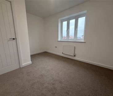 2 bedroom semi-detached house to rent - Photo 4