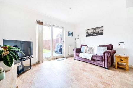 2 bedroom terraced house to rent - Photo 3