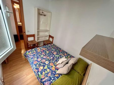 Carrer de Lleida, Barcelona, Catalonia 08004 - Foto 2