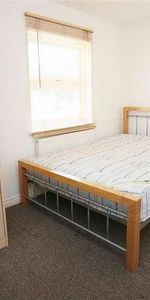 Globe Road, Bethnal Green, London, E2 - Photo 3