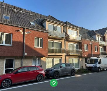 Appartement met 3 slaapkamers en garage te Eernegem - Photo 1