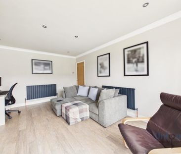 2 bedroom bungalow to rent - Photo 2