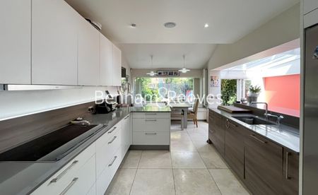 5 Bedroom house to rent in North End Road, Hampstead, NW11 - Photo 4