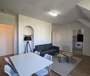 Location Appartement 4 pièces 77m² TROYES 10000 - Photo 3