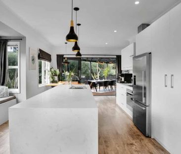 Stylish central city lifestyle - Photo 1