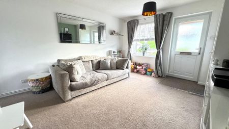 2 bedroom terraced house to rent - Photo 3