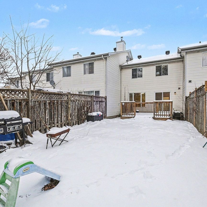 For Lease - 206 Beatrice Drive, Barrhaven, Ontario - Photo 1