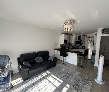 Location Appartement 4 pièces 76m² CORBEIL ESSONNES 91100 - Photo 1