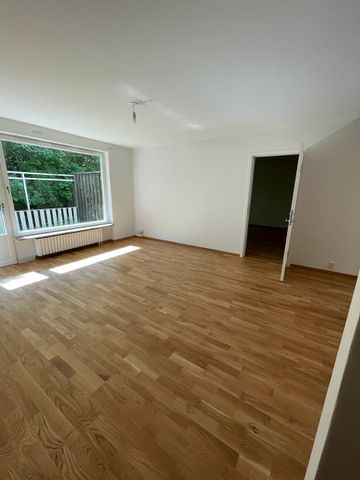 Hållsätrabacken, Skärholmen - Photo 2