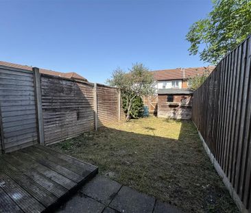 2 bedroom terraced house to rent - Photo 6