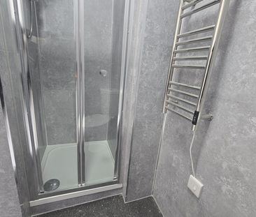 Studio Flat, Burlington Gardens, W3 - Photo 5