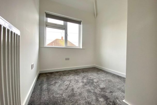 Springfield Park Avenue, Chelmsford - Photo 1