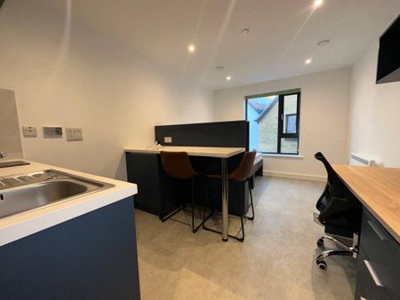 Studio to rent - Photo 3