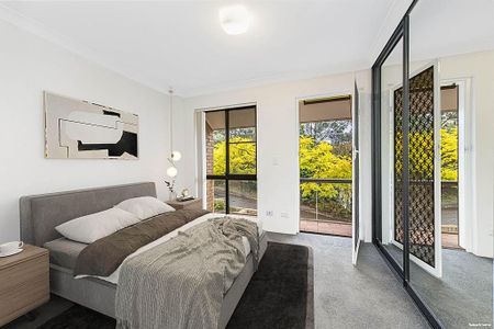 Three-bedroom Townhouse in Prime Wollstonecraft Location - Photo 2