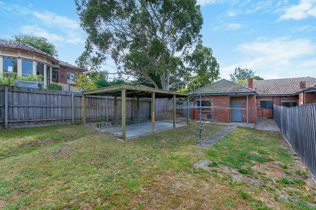 20 Linton Street, Ivanhoe VIC 3079 - Photo 2
