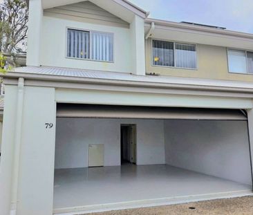 âStay Cool with Air Conditioning, Solar Power & Ceiling Fans | Ca... - Photo 6