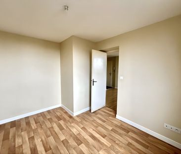 Location Appartement 2 pièces 40m² QUESNOY SUR DEULE 59890 - Photo 3