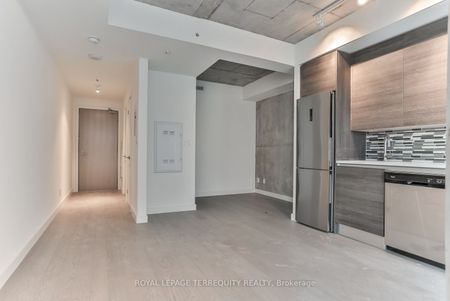 One Eleven Condos and Lofts - Photo 2