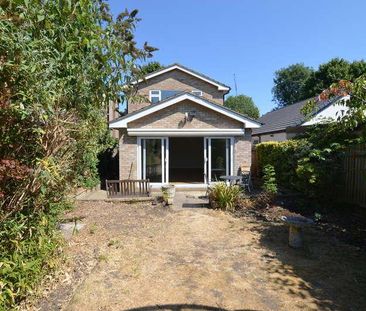 Old Farm Road East, Sidcup, DA15 - Photo 3