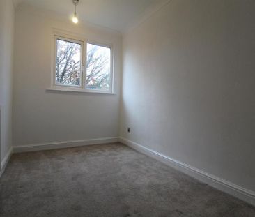 3 bedroom apartment to rent - Photo 2