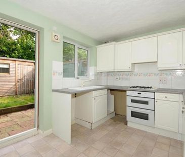2 bedroom end of terrace house to rent - Photo 6