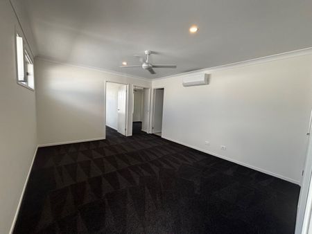 57/19 Whittley Court, Pimpama, QLD 4209 - Photo 3