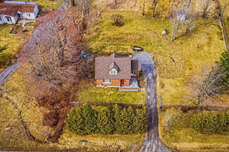 Detached Home For Lease | X8310222 - Photo 3