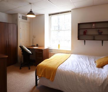 Cumberland Street, Bristol - Photo 2