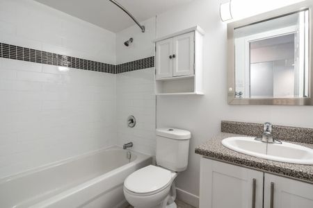 Huntley Apartments - Photo 4