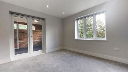 3 bedroom apartment to rent - Photo 3