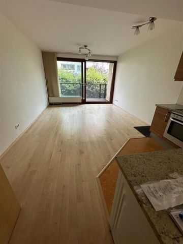 Pronájem bytu 1+kk 37 m2 - Fotografie 3