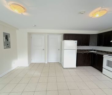 For Lease - 1 Clinton Street Unit# 3, Toronto, Ontario - Photo 4