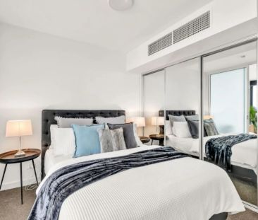 GREAT LOCATION WITH STYLISH, MODERN, AND FURNISHED APARTMENT WITH E... - Photo 5