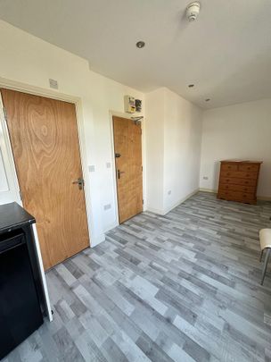 House share to rent - Photo 1