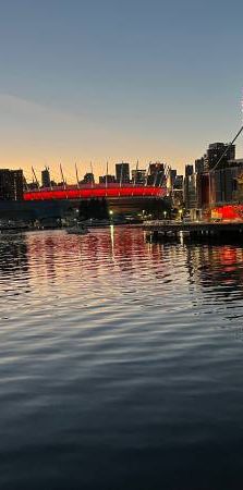 Taylor Swift Dec 6-8 10 min walk to BC place - Photo 1