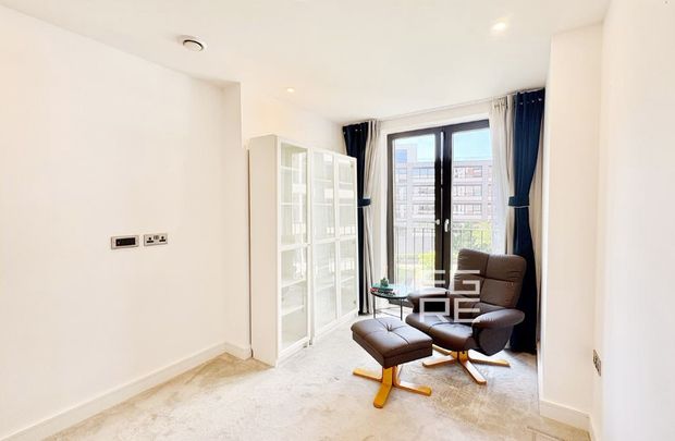 Rosewood Building, Shoreditch Exchage, E2, London - Photo 1