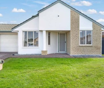 Easy-Care Living in a Peaceful Burswood Location - Photo 4