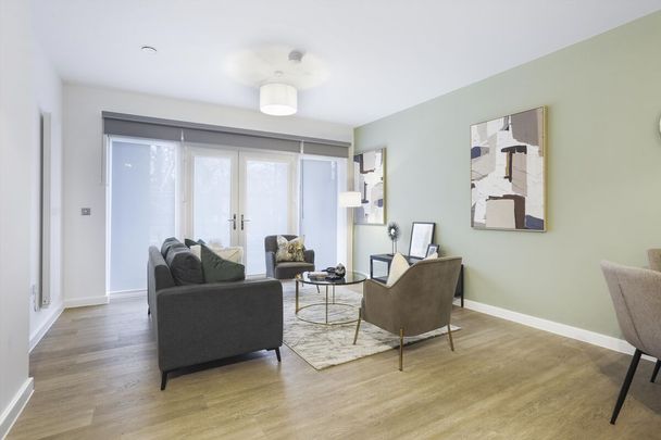 AVAILABLE NOW | PET FRIENDLY | Direct links to Waterloo | Gym | 3D Tour Available | Roof Terrace | Concierge | Parking Available | - Photo 1