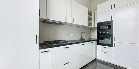 Appartement te huur in Schaarbeek voor € 1.350 met 1 slaapkamer - Foto 4