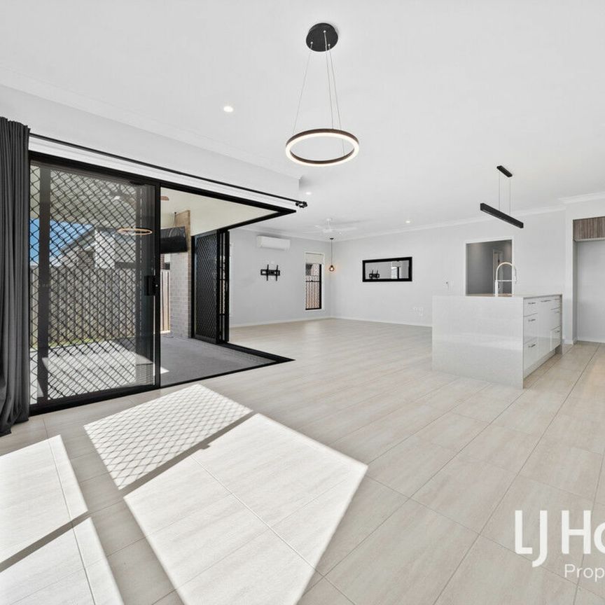 Expansive Family Home in Sequana Estate with all the Upgrades - Photo 1