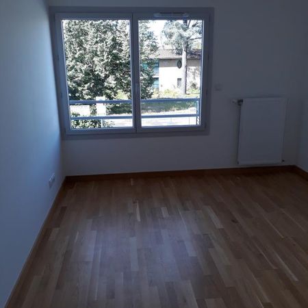 Appartement - T3 - BELLEVILLE EN BEAUJOLAIS - Photo 3