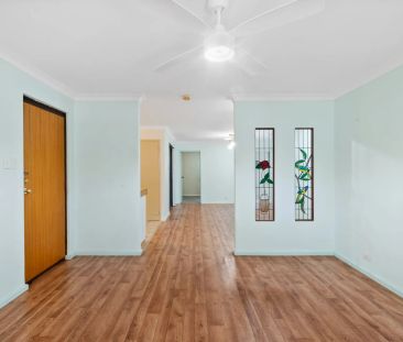 Family-Friendly Living In a Coastal Setting. - Photo 4