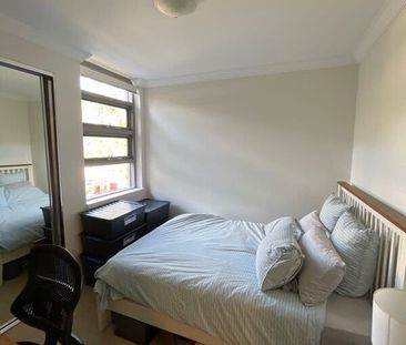 Lindfield - Photo 1