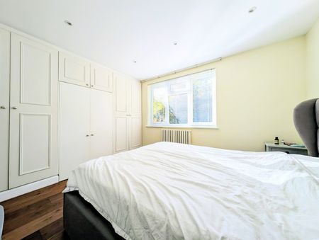 2 Bed Flat, Vincent Court, SW19 - Photo 3