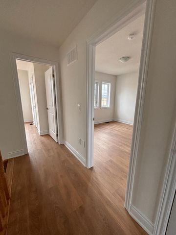For Lease - 11 Mission Street, Wasaga Beach, Ontario - Photo 2