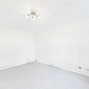 Woodmancott Close, Bracknell Woodmancott Close, Bracknell - Photo 2