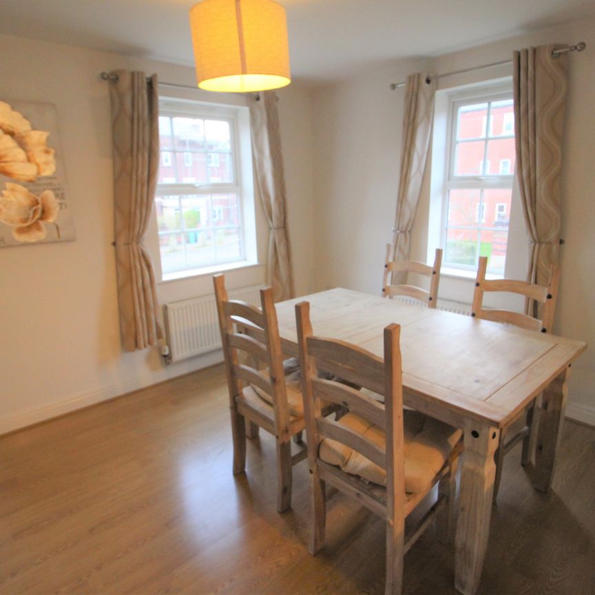 Clement Road, Fulwood - Photo 1