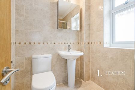 property to rent Beresford Road, Cheam, Sutton, SM2 - Photo 3